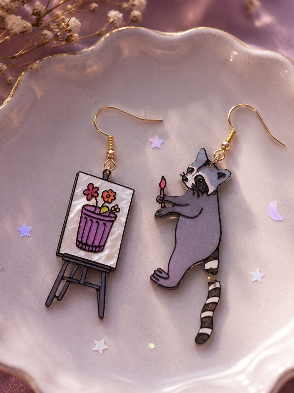 Quirky Raccoon Artist Mismatched Acrylic Danglr Drop Earrings New